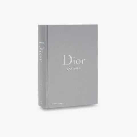 DIOR ספר עיצוב